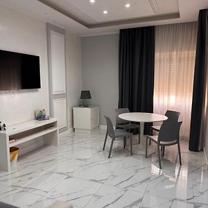 Lady Mary'S Luxury Suites